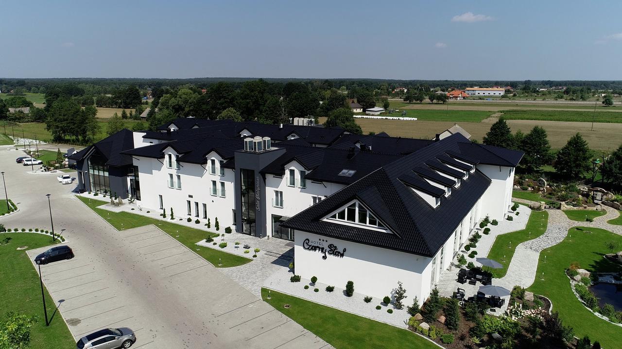 Czarny Staw Hotell Aleksandrów Łódzki Eksteriør bilde